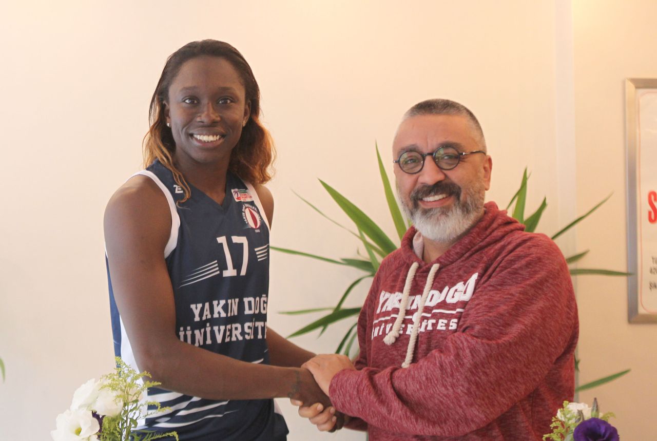 Yakın Doğu Üniversitesi, Essence CARSON’u Transfer Etti