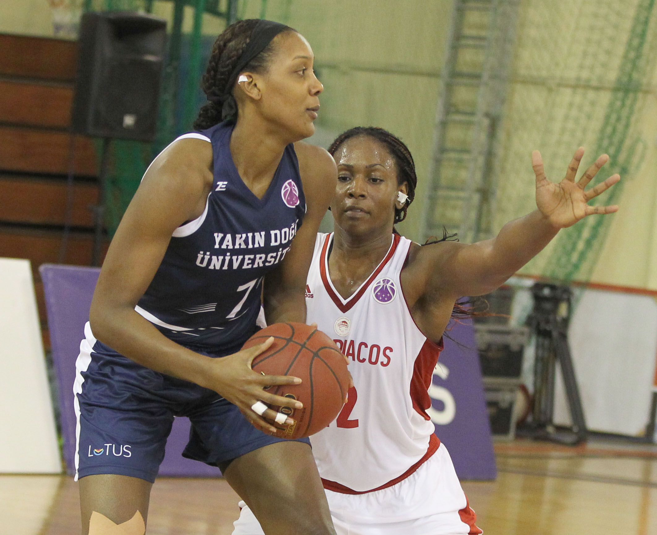 EuroCup’ta Rövanş Zamanı... YDÜ Yunanistan Temsilcisi Olympiacos’u Kendi Sahasında Ağırlıyor
